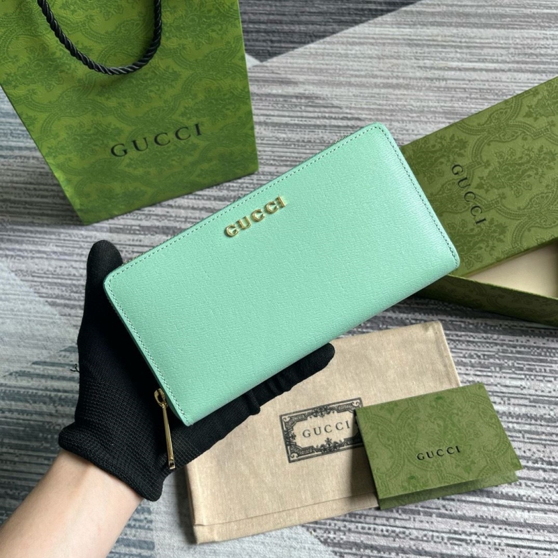 G*u*i wallets & purse